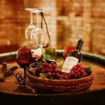 St Peter Vini Гостевой дом Svaty Peter